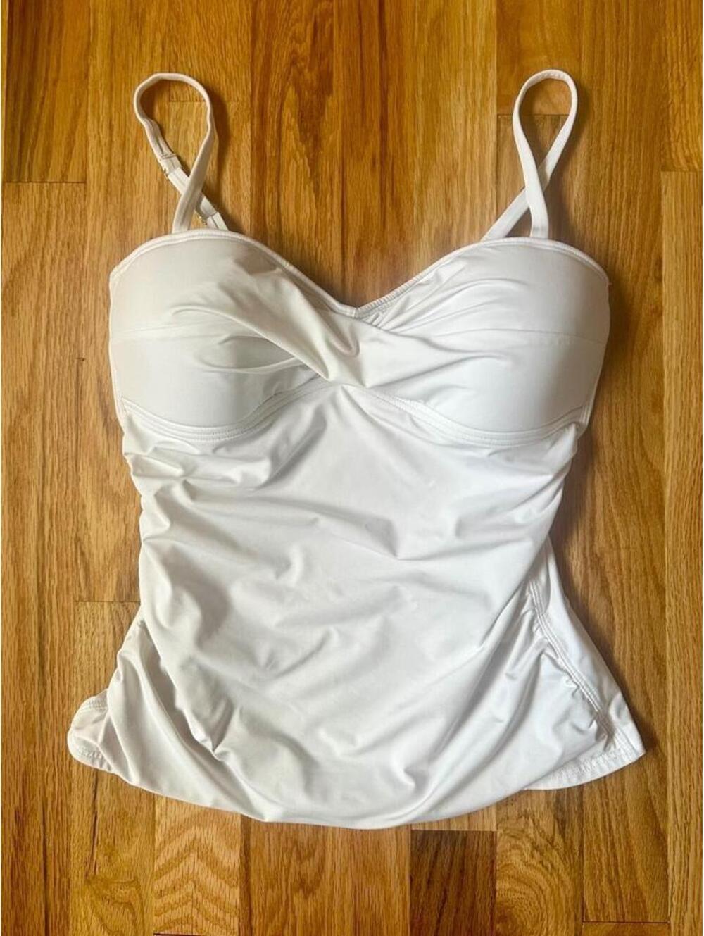 Tommy Bahama women's white tankini top with built in bra size S